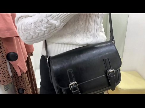 ❤️ Фитинг бөлмөсүндө жаш канчык FeralBerryди дилдо менен коомдук мастурбациялоо ☑ Порно ky.raceporn.ru ﹏